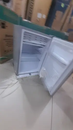 Glamstar GFR-90S-E Refrigerator for Home Use