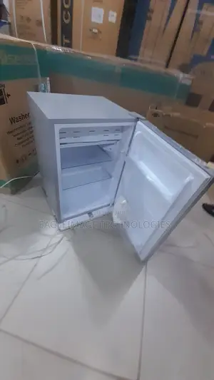 Brand New Glamstar Top Freezer Fridge – GFR-90S-E
