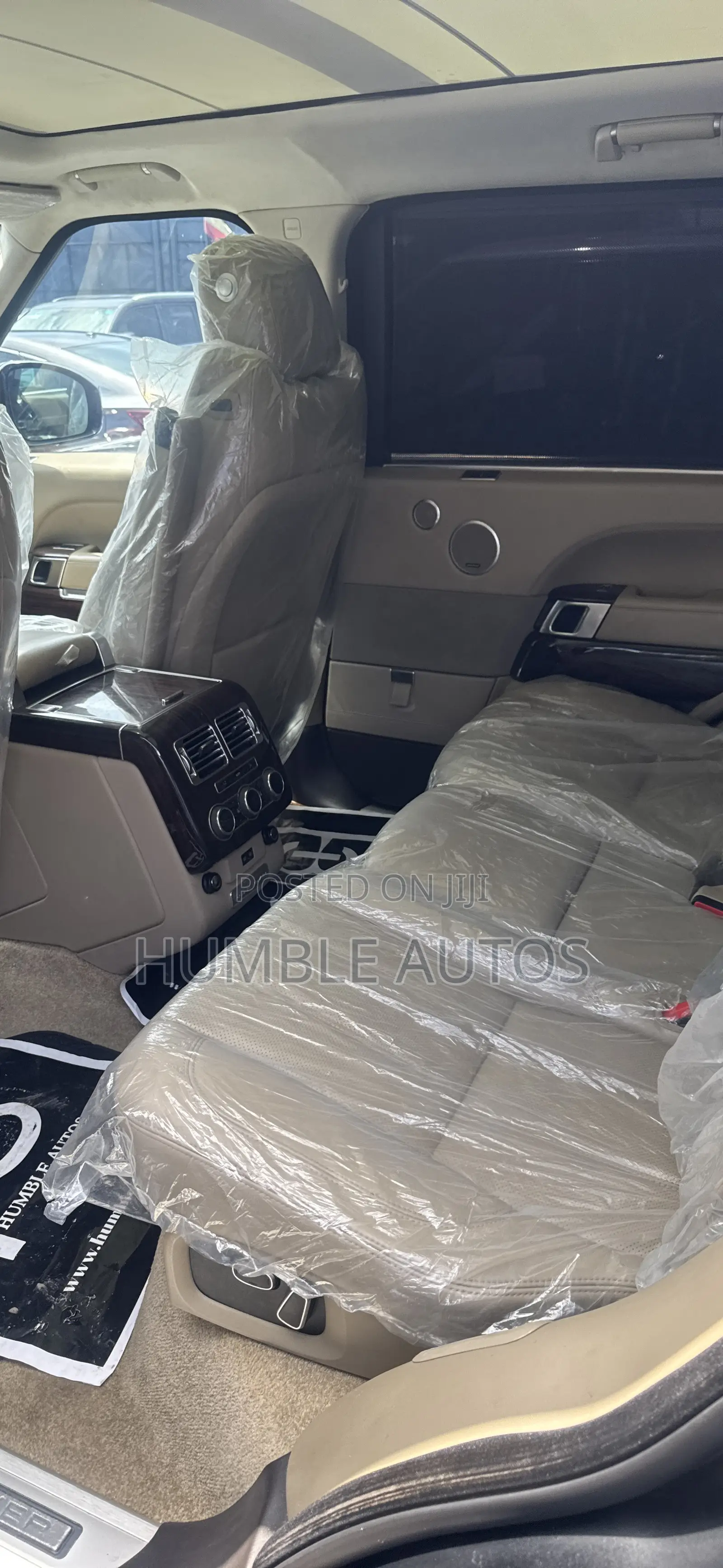 Land Rover Range Rover Vogue 2015 Black