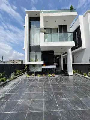 5bdrm Duplex in Ologolo for sale