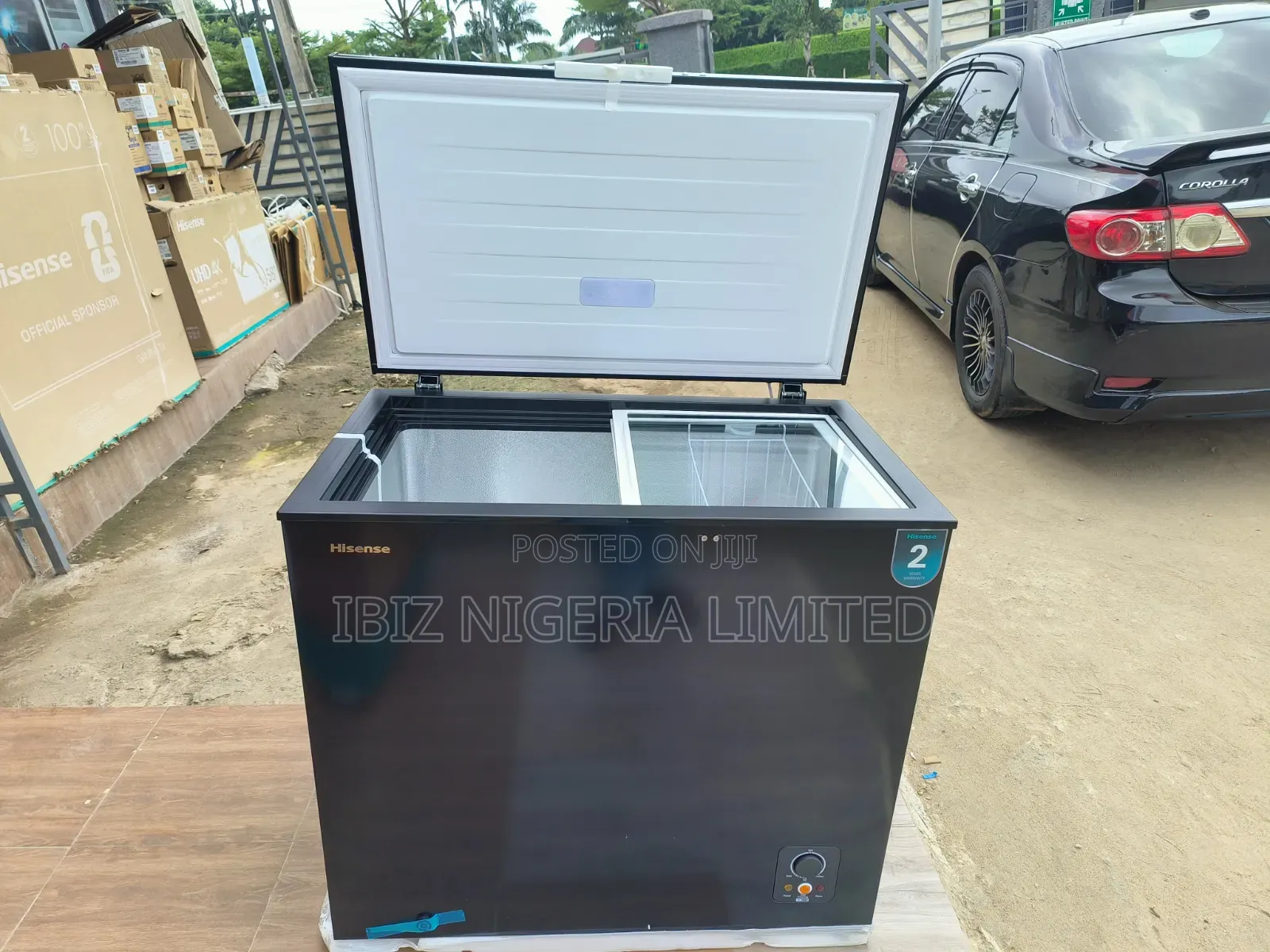 Hisense 189L Chest Freezer (Black)