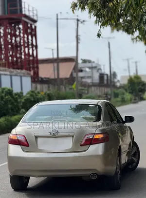 Toyota Camry 2007 Gold
