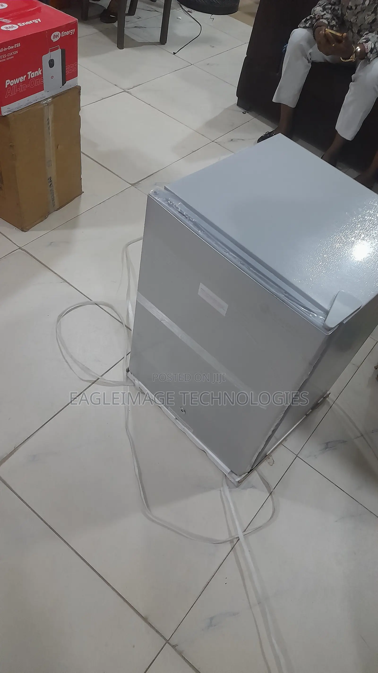 New Glamstar GFR-90S-E Cooling Refrigerator