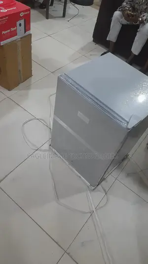 New Glamstar GFR-90S-E Cooling Refrigerator