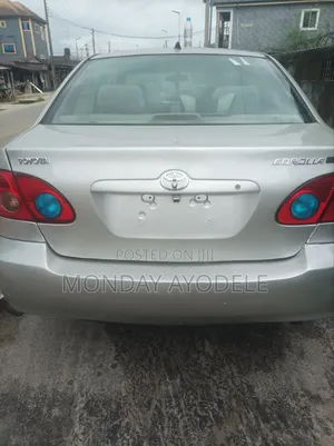 Toyota Corolla 2004 Silver