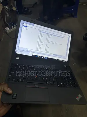 Laptop Lenovo ThinkPad E545 4GB Intel Core i3 HDD 500GB