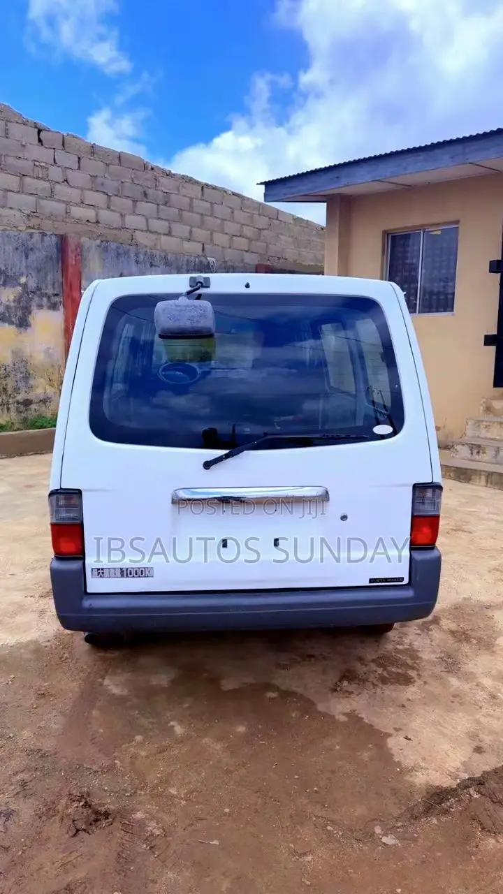 Mazda Bongo 2007 White