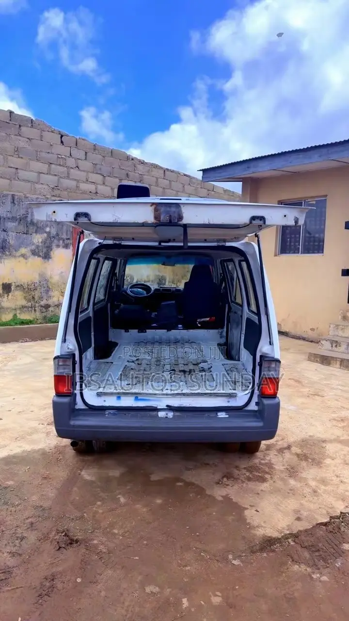 Mazda Bongo 2007 White