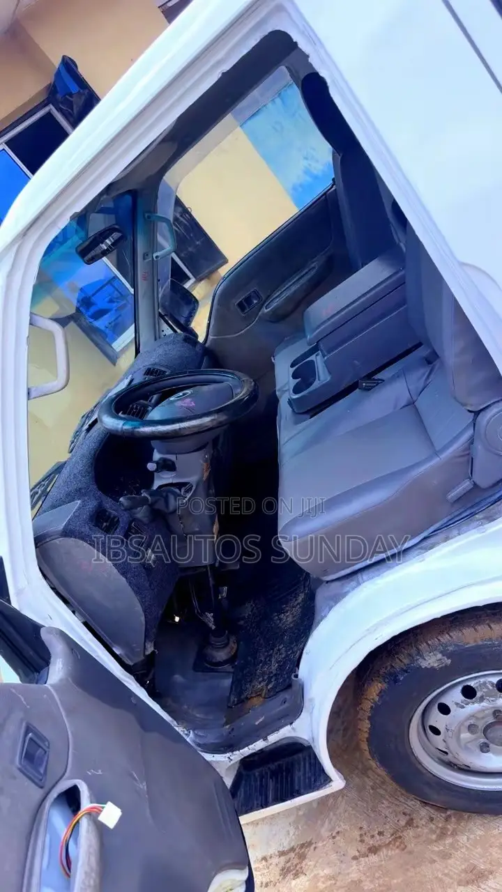Mazda Bongo 2007 White