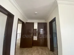 5bdrm Duplex in Lekki County, Ikota for rent