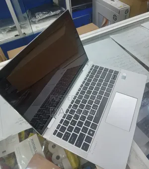 Laptop HP EliteBook 1040 G6 8GB Intel Core i7 SSD 256GB