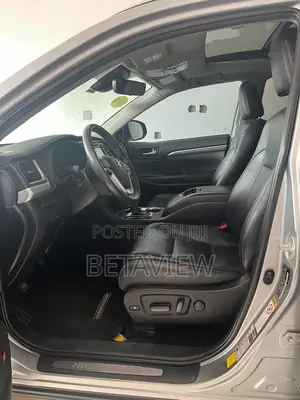 Toyota Highlander Limited 2019 Silver