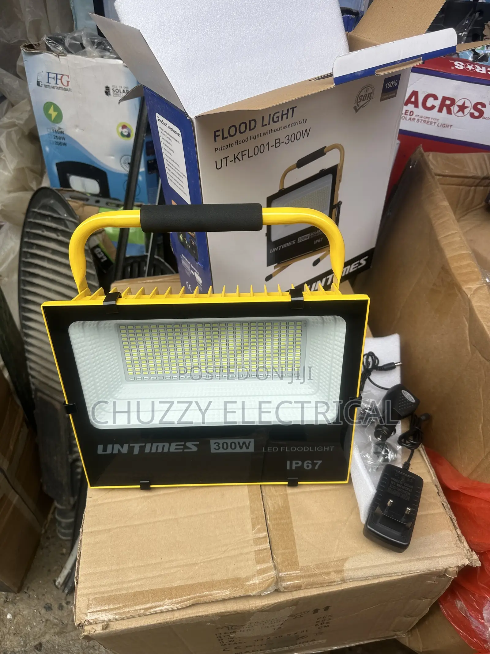 UNTIMES 300W Rechargeable LED Flood Light