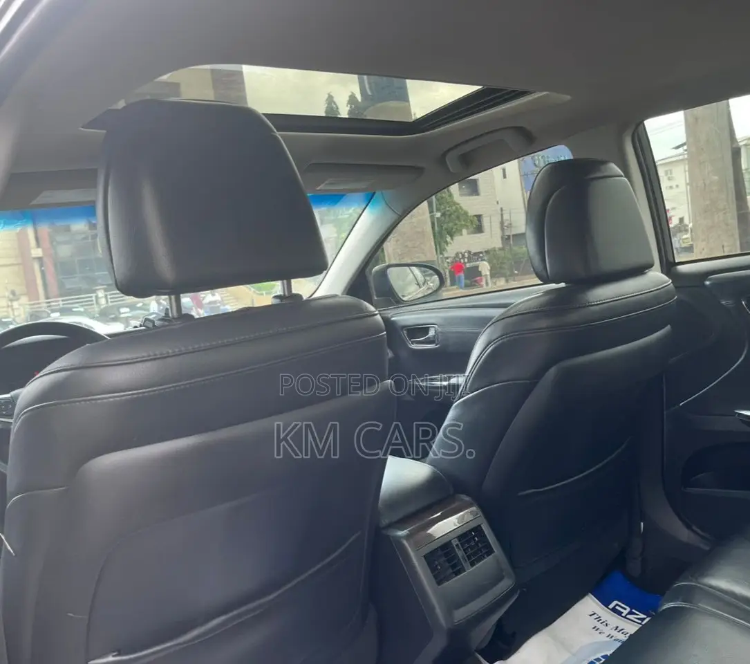 Toyota Avalon 2015