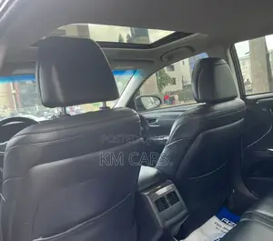 Toyota Avalon 2015