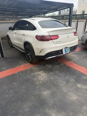 Mercedes-Benz GLE-Class 2016 White