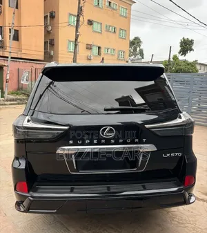 Lexus LX 2017 Black