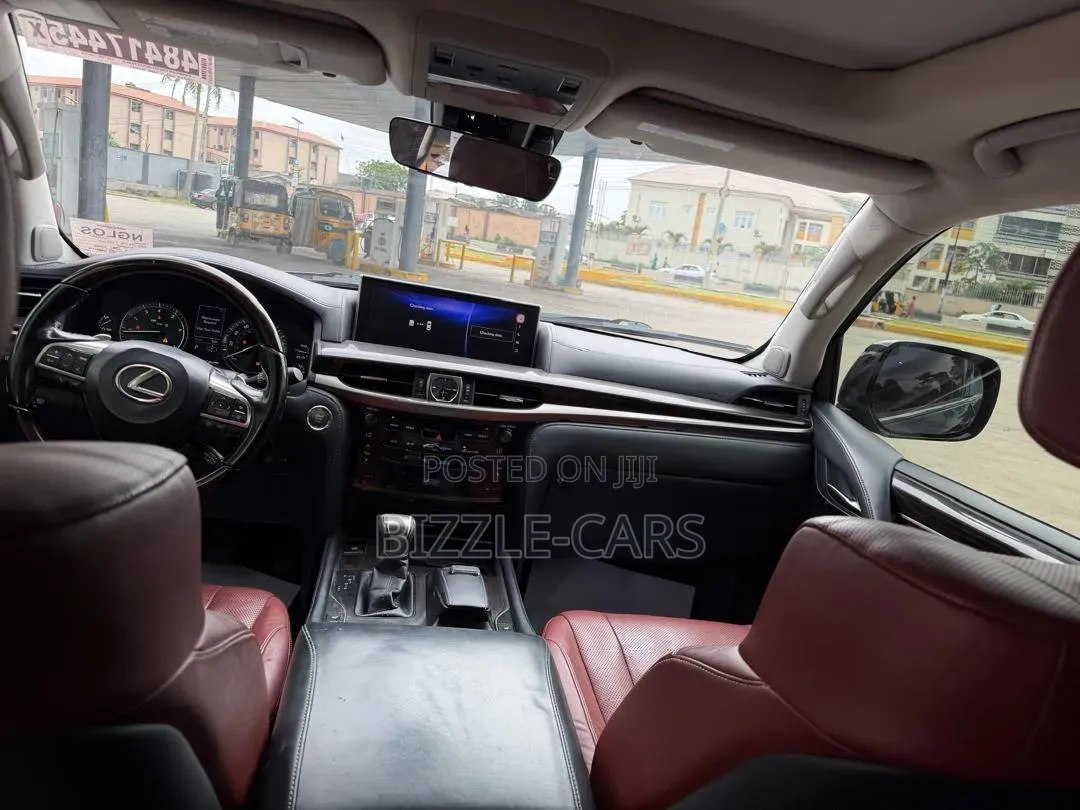 Lexus LX 2017 Black