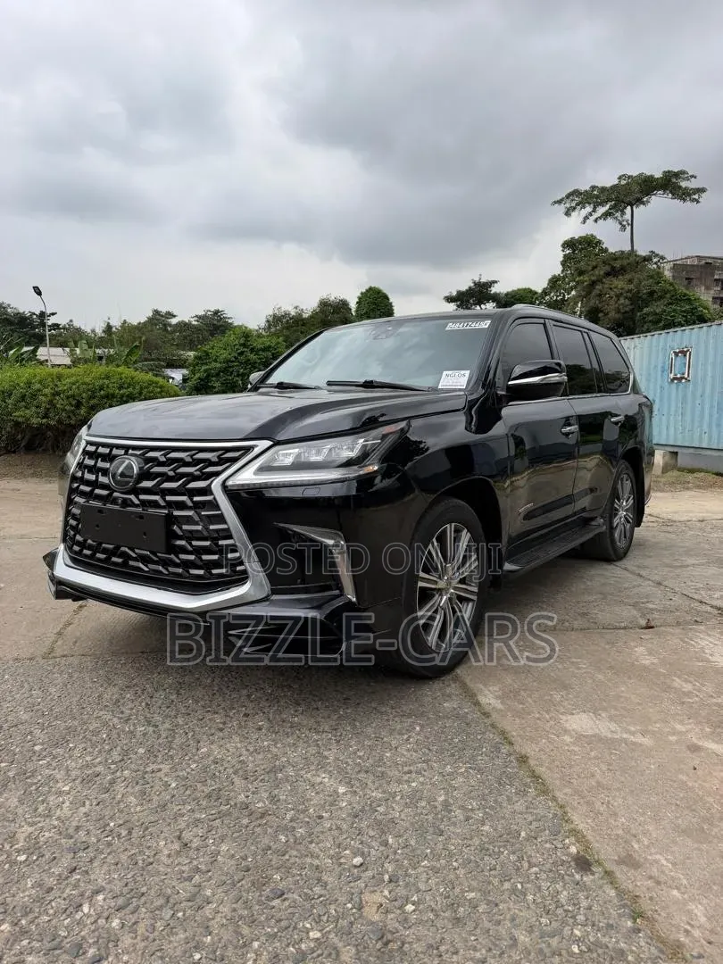 Lexus LX 2017 Black