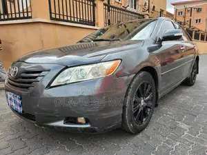 Toyota Camry 2008 Gray