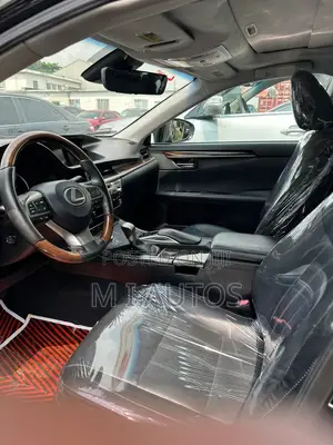 Lexus ES 2017 Black