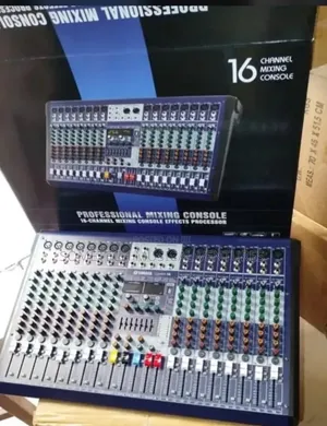 16 Channel Professional Yamaha Mixer