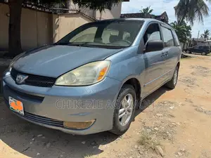 Toyota Sienna LE FWD 2006 Blue