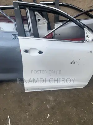 Toyota Highlander 2015 Door Front Right Neat One