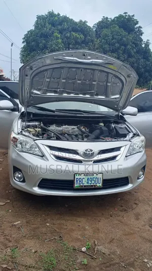 Toyota Corolla 2009 Silver