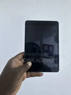 Apple iPad mini 2 64 GB Gray
