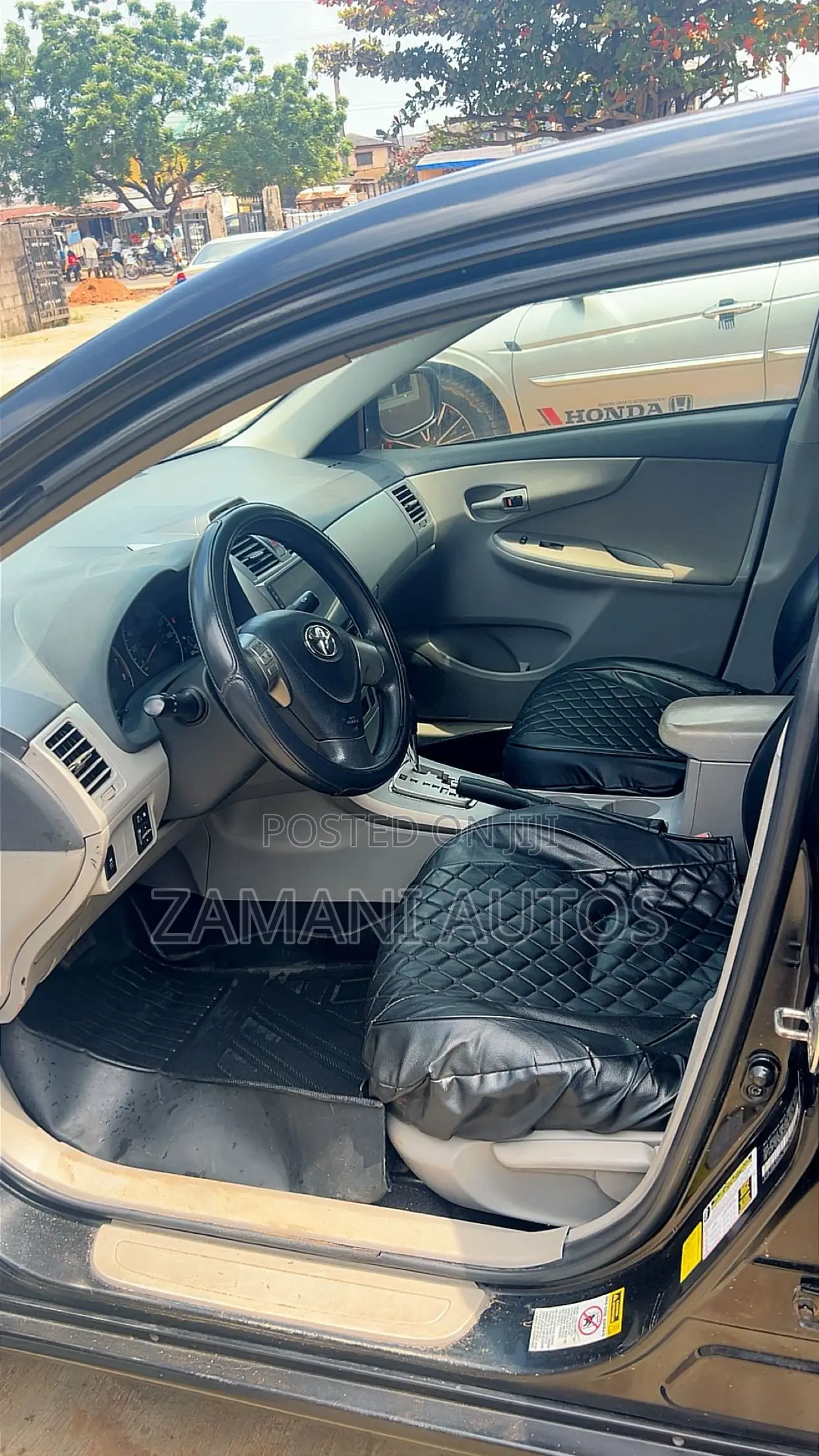 Toyota Corolla 2013 Black