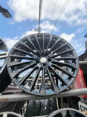22inch Mercedes Rim.