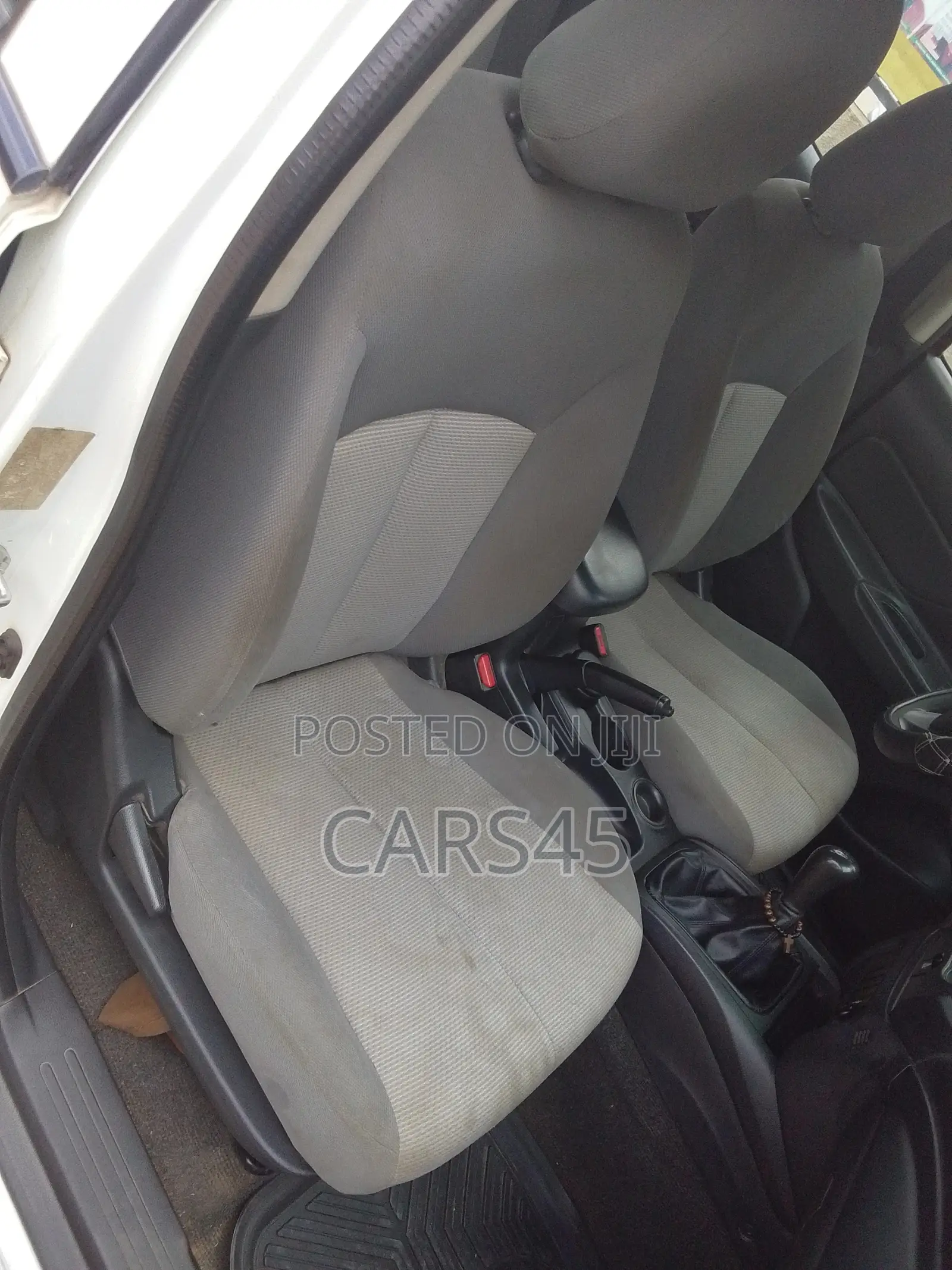 Mitsubishi L200 2021 White