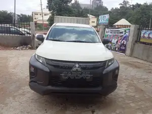 Mitsubishi L200 2021 White
