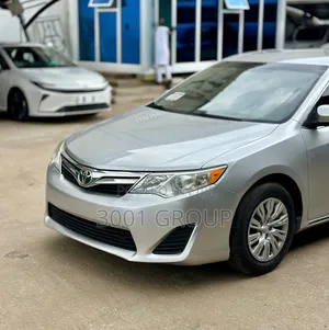 Toyota Camry 2015 Silver