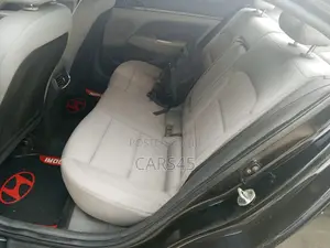 Hyundai Elantra 2017 Black
