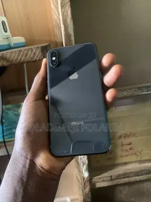 Apple iPhone X 64 GB Black