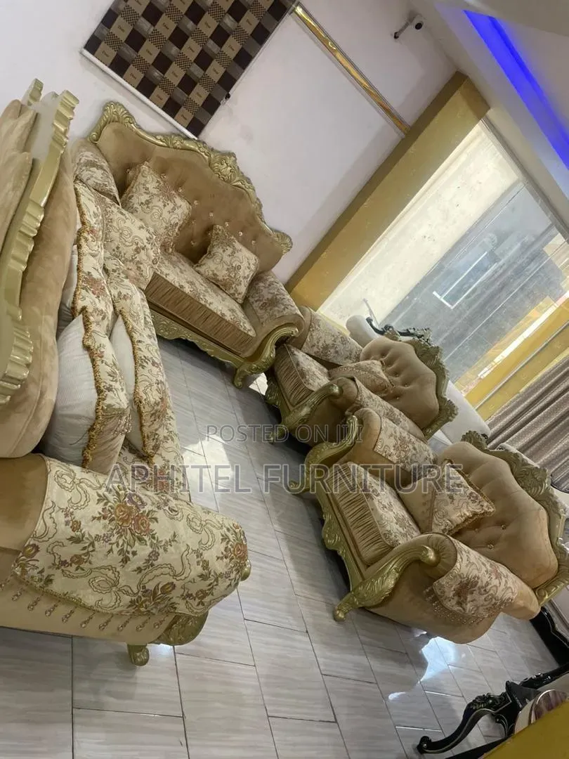 Royal Sofa A019