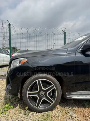 Mercedes-Benz GLE-Class GLE 400 4MATIC 2019 Black