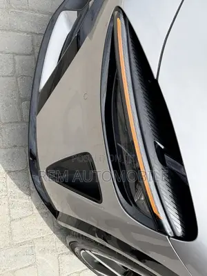 Xiaomi YU7 2025 Silver