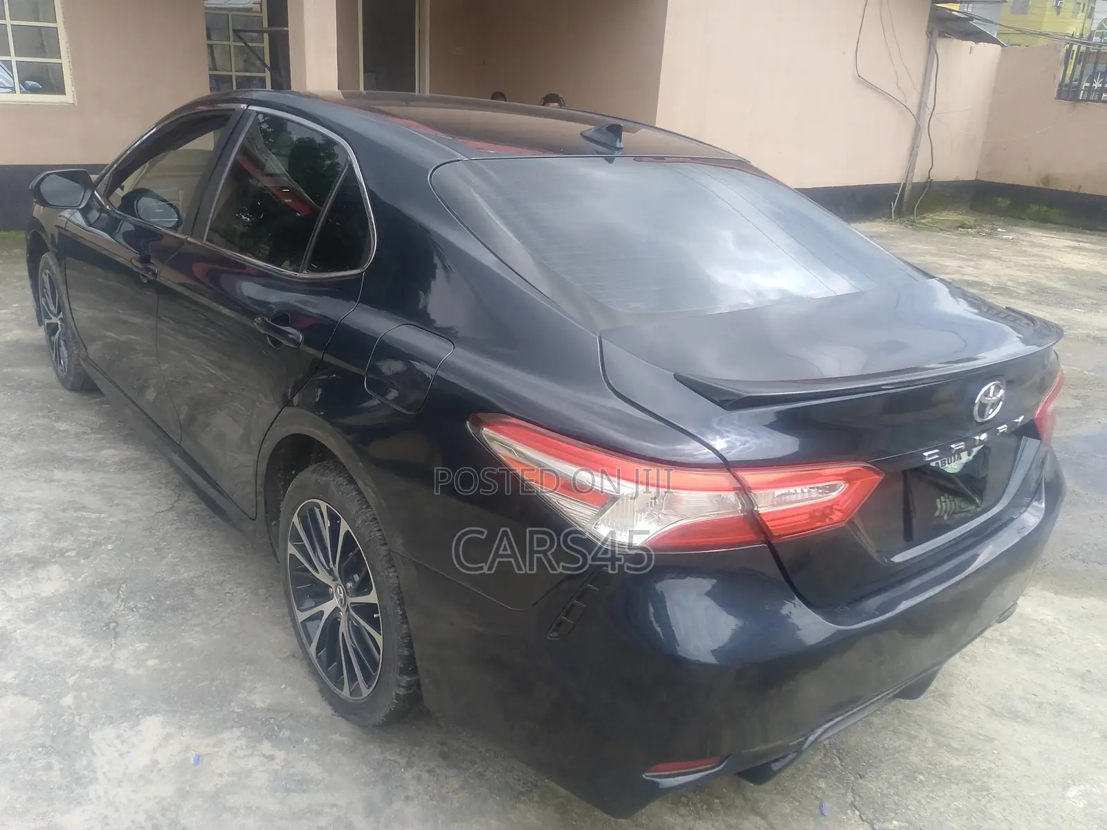 Toyota Camry 2019 Blue