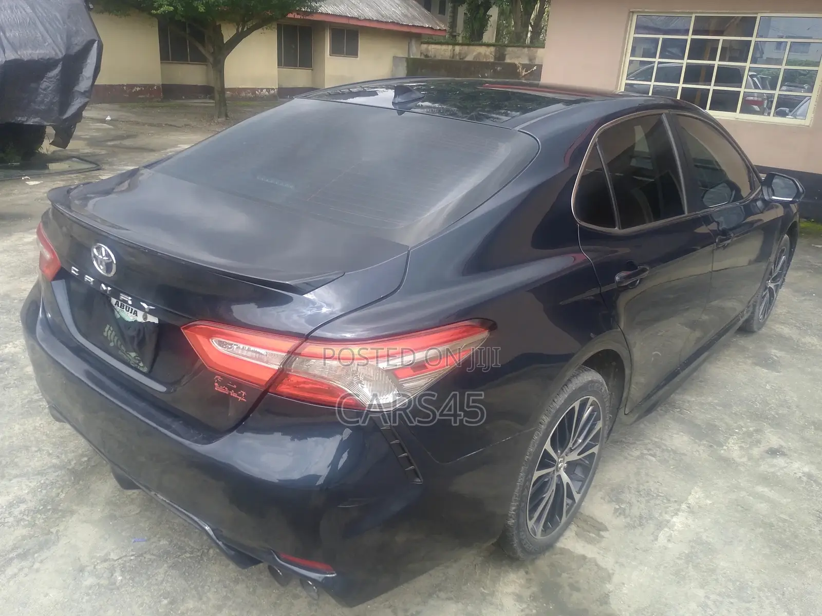 Toyota Camry 2019 Blue