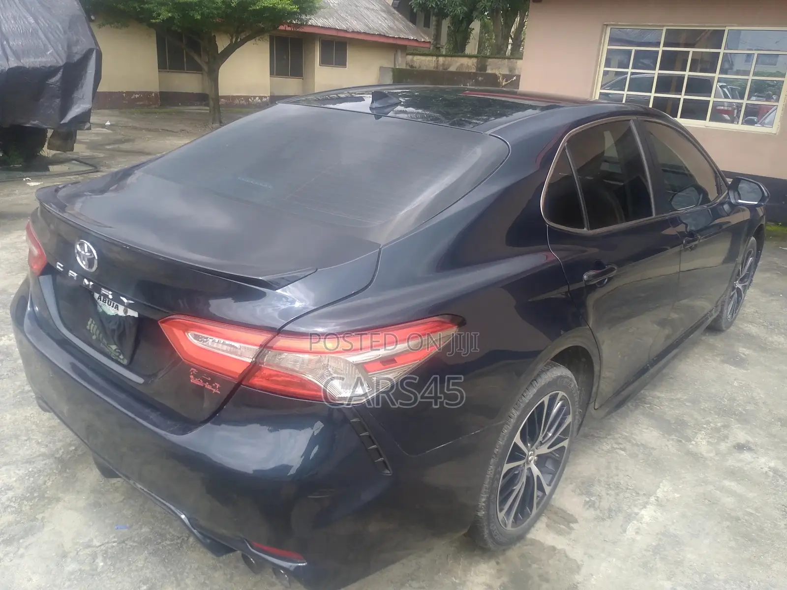 Toyota Camry 2019 Blue