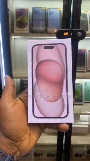 New Apple iPhone 15 256 GB Pink