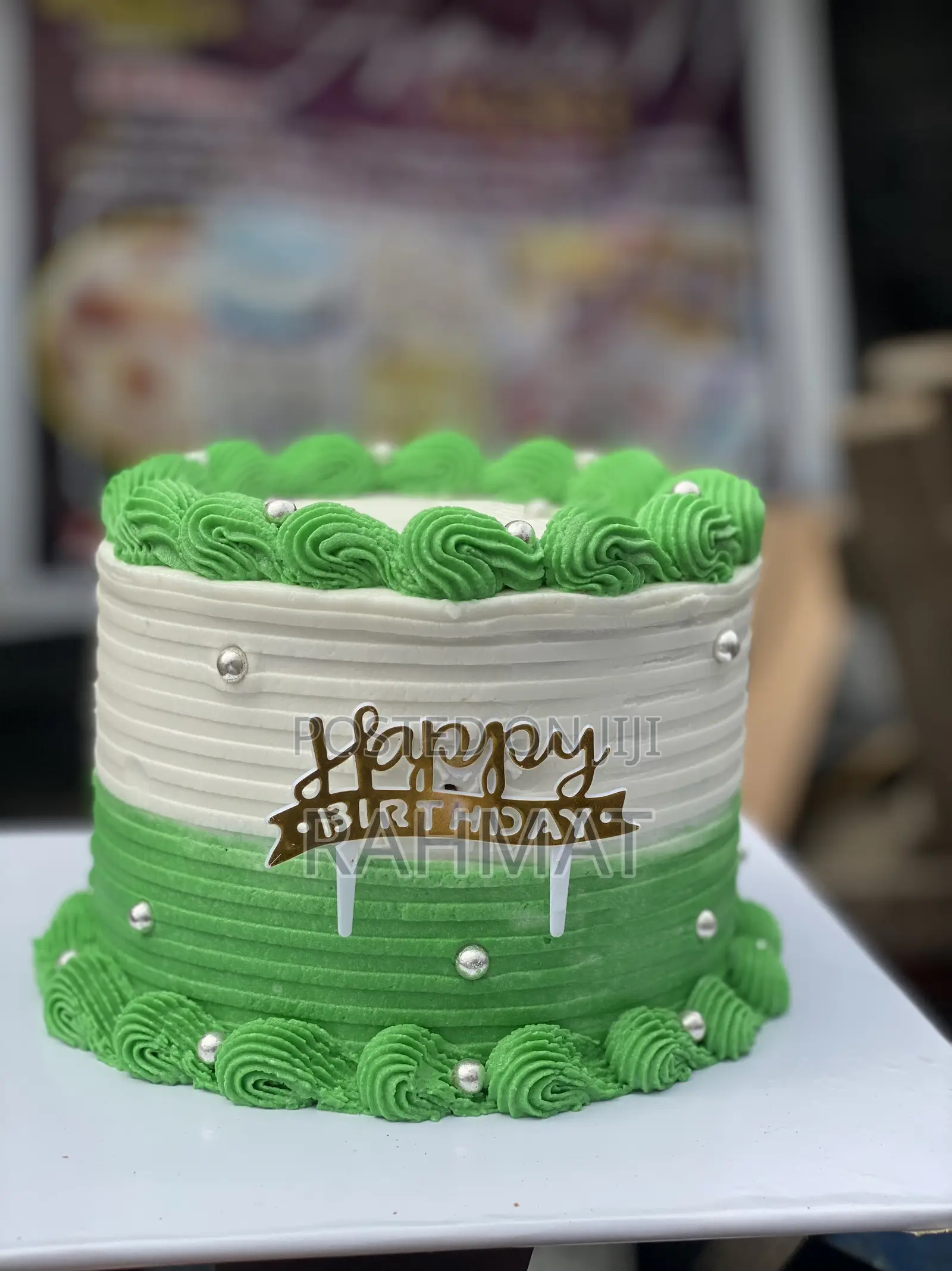 Pretty Birthday Cake