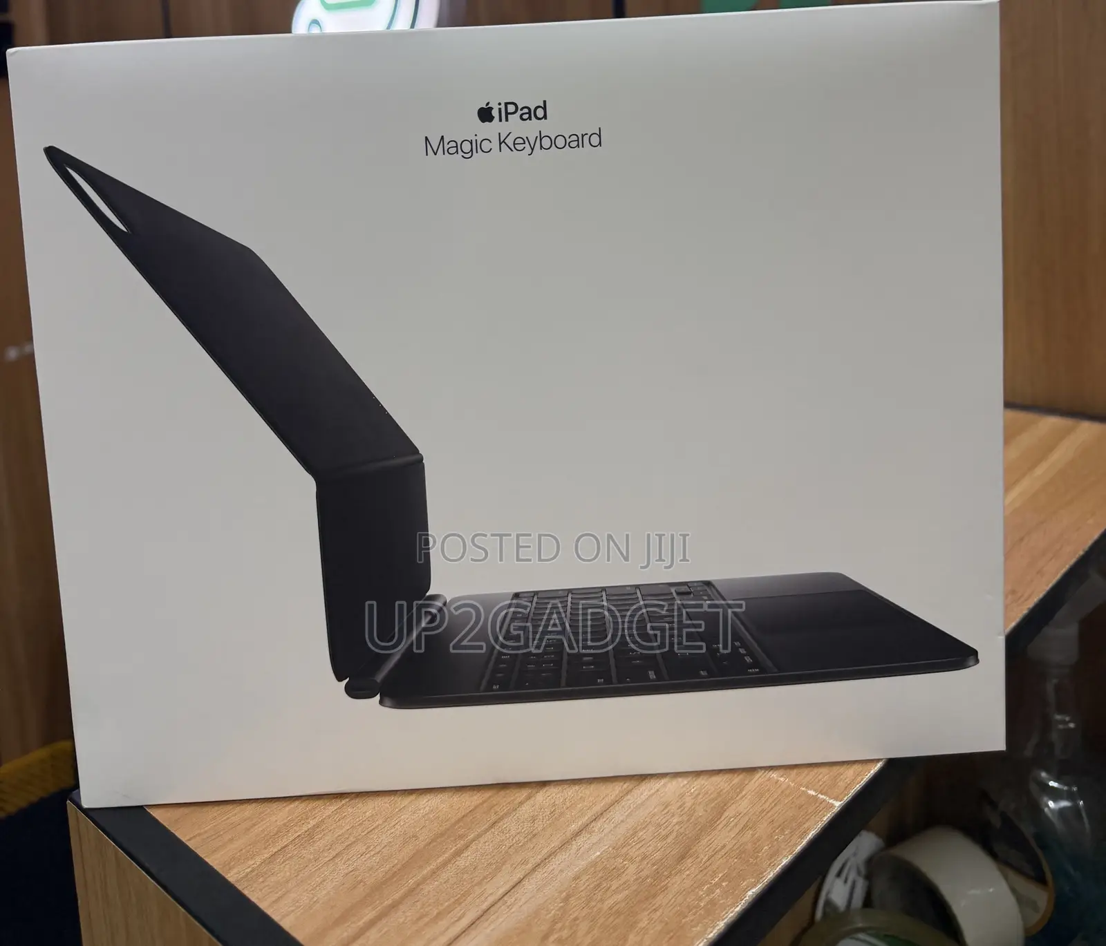 iPad Pro Keyboard M5 & M4