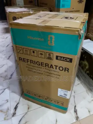 REF120DR 87L – Convenient Cooling for Food and Beverages