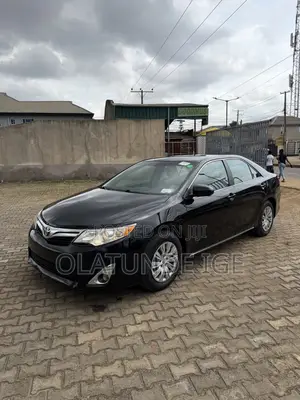 Toyota Camry LE 4dr Sedan (2.5L 4cyl 6A) 2012 Black