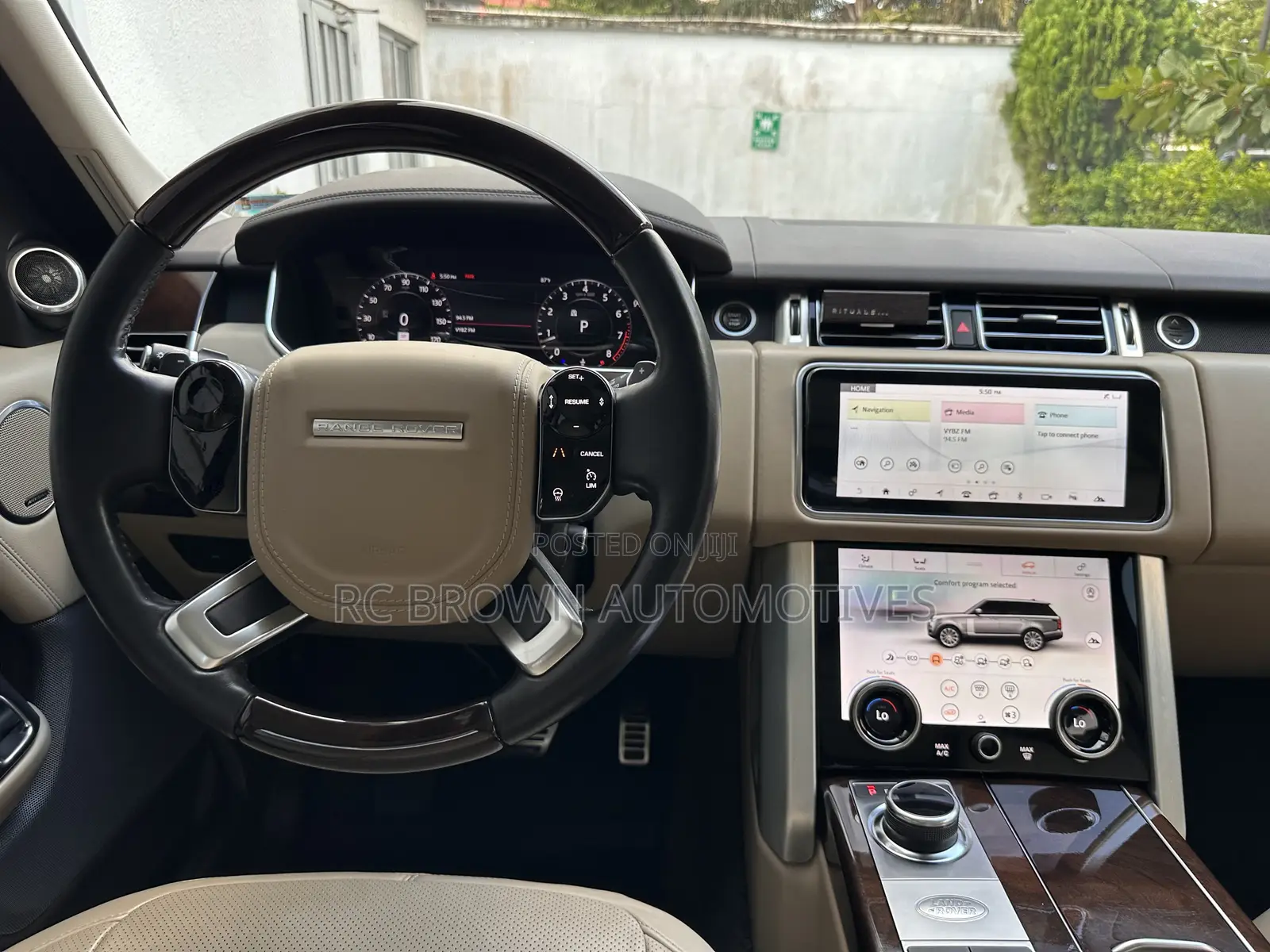 Land Rover Range Rover 2021 White