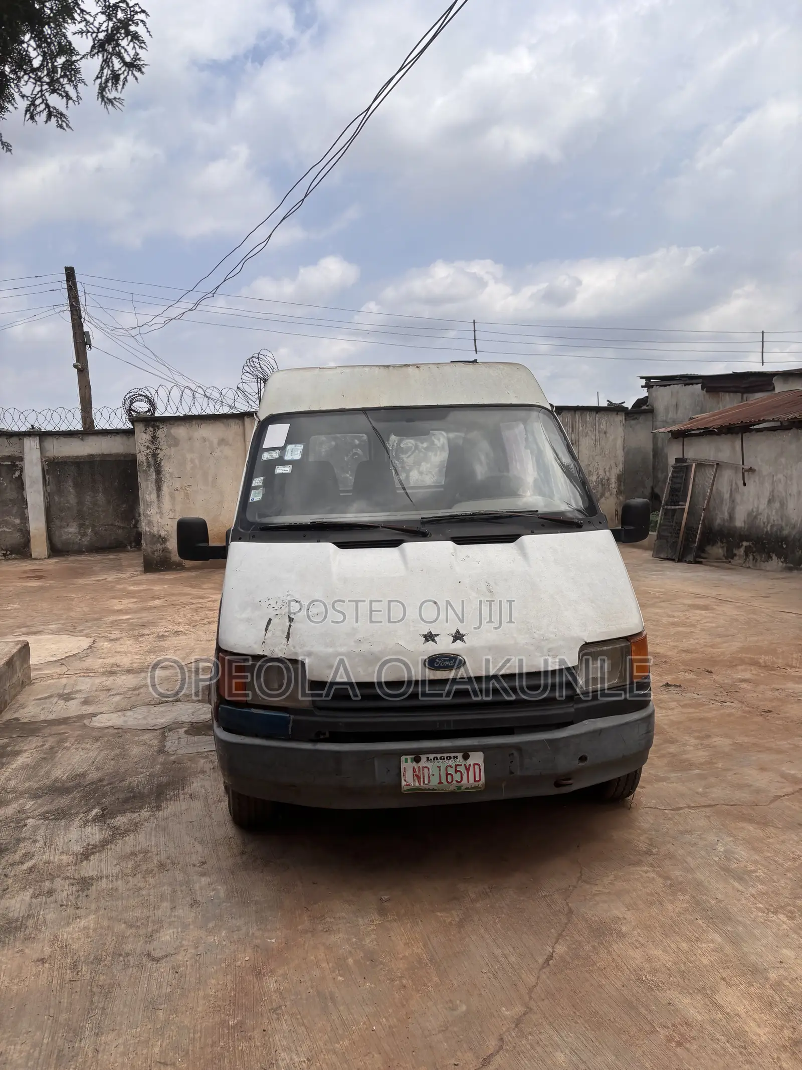 Ford Transit 2000 White